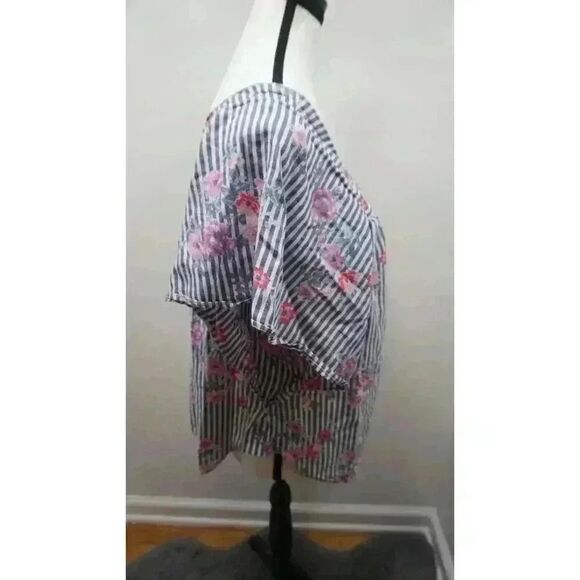 Time and Tru Women’s Striped Floral Blouse, Size M (8-10) - Picture 11 of 14